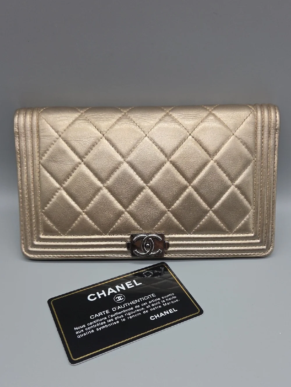 💛CHANEL Authentic Yen Gold Leather Wallet/Clutch💛